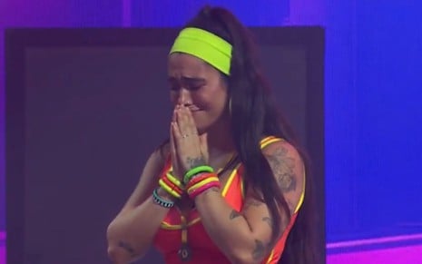 Giovanna Lima chora na festa do #BBB24